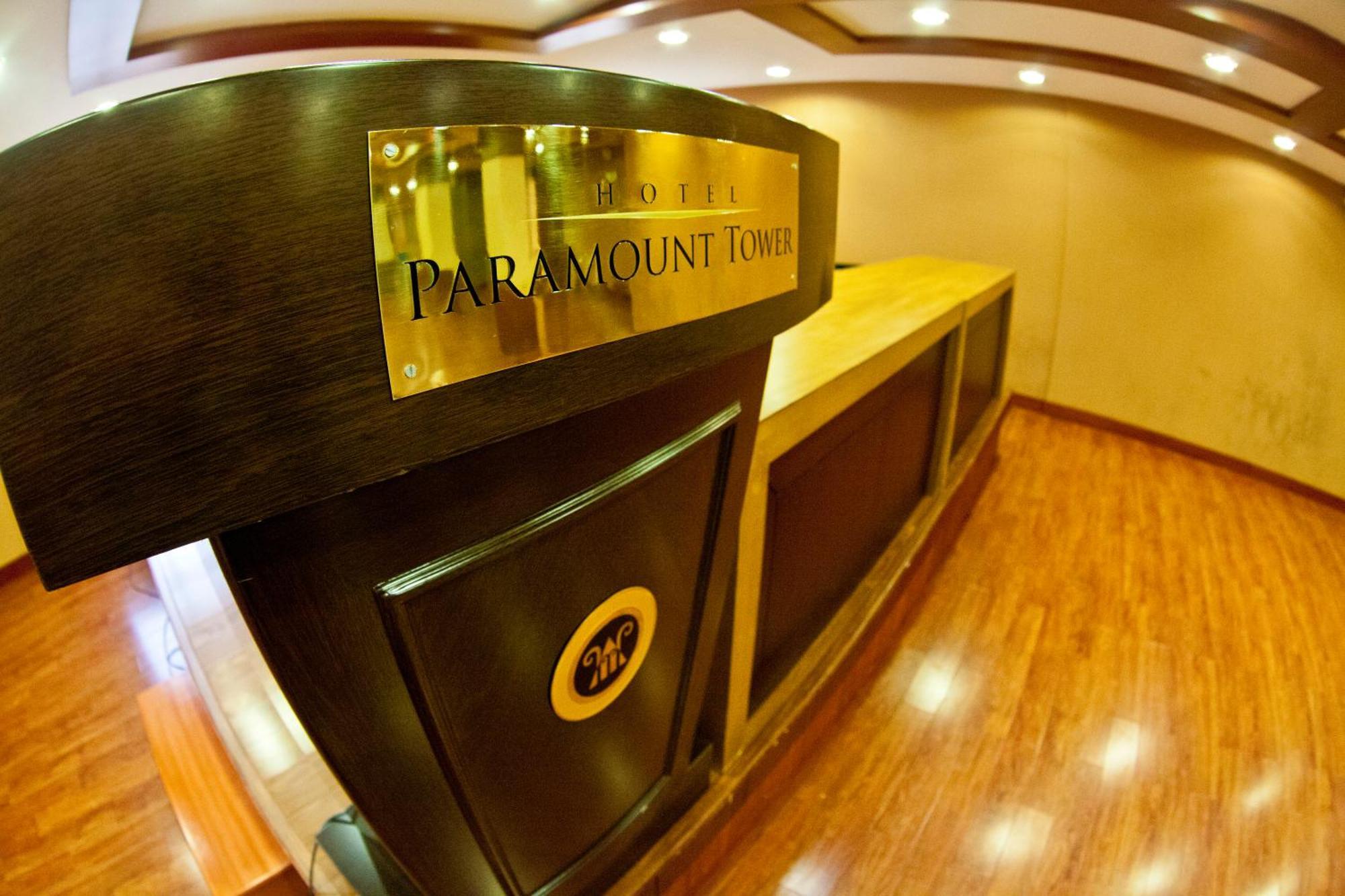Paramount Tower Kozhikode Bagian luar foto